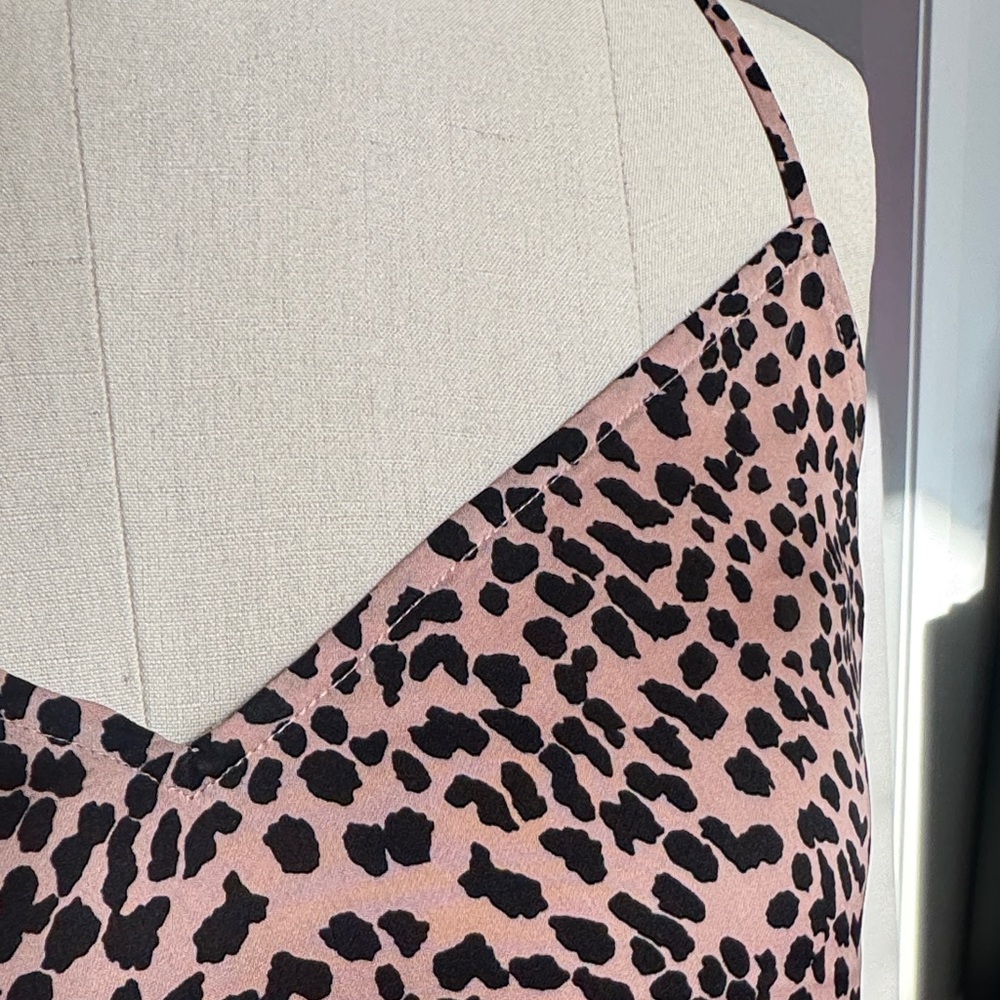 EQUIPMENT Silk Leopard Cami Top - Picture 4 of 7